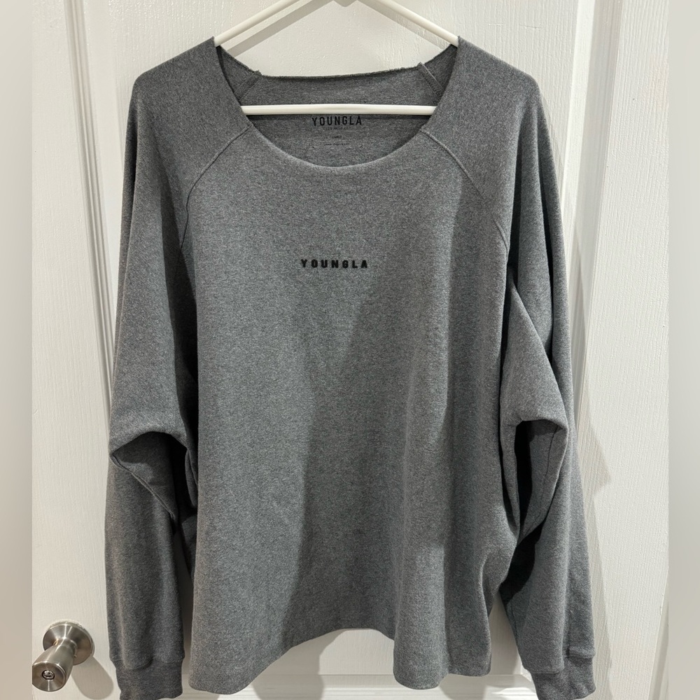 Mens Young La wide neck long sleeve shirt